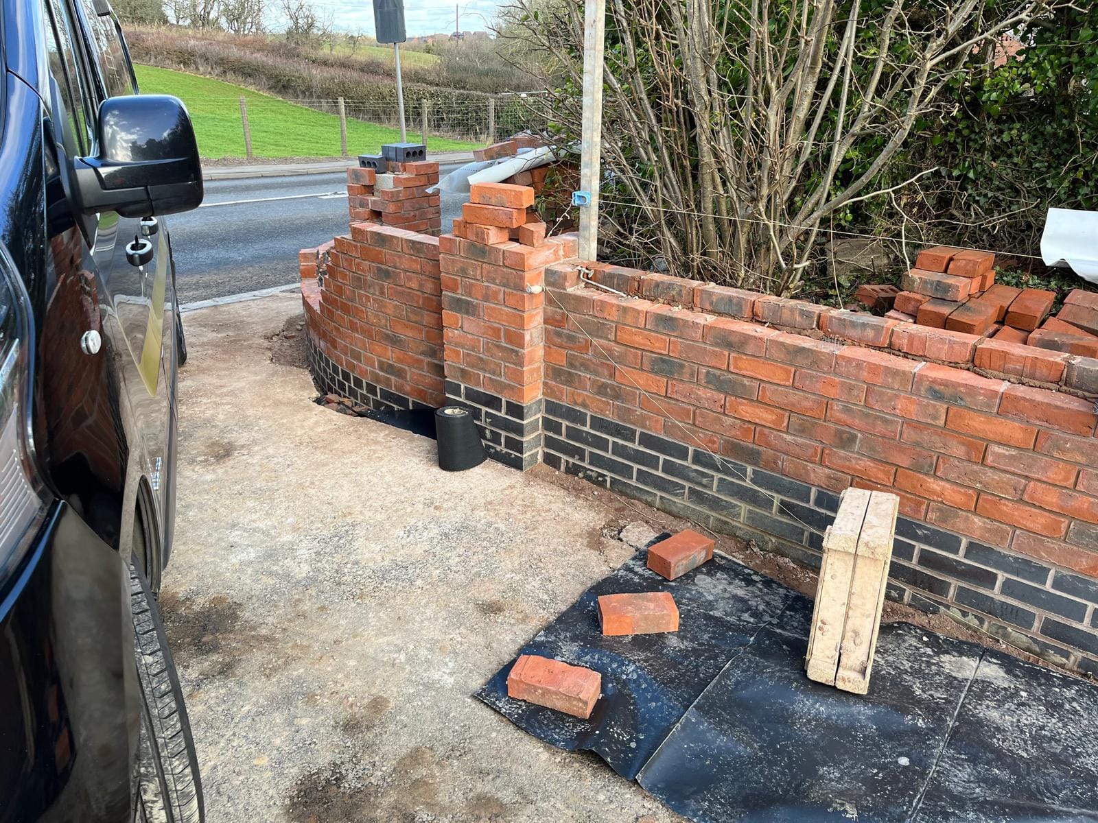 Decorative Brickwork & Entrance Walls — photo 5