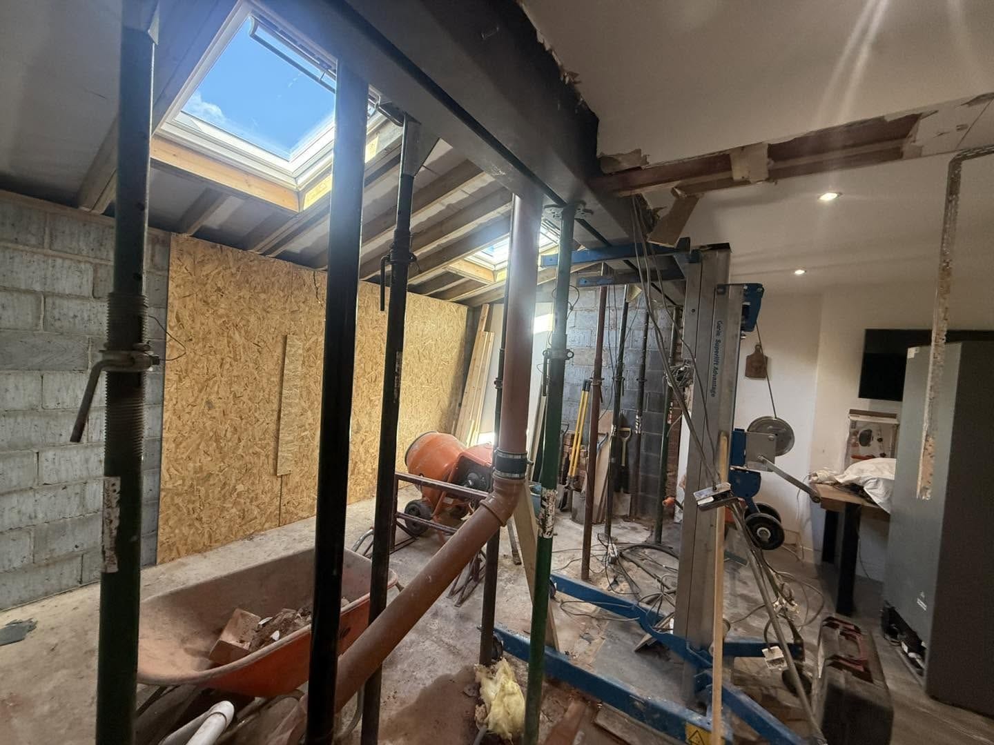 Steels and props in the opened rear wall, Kidderminster